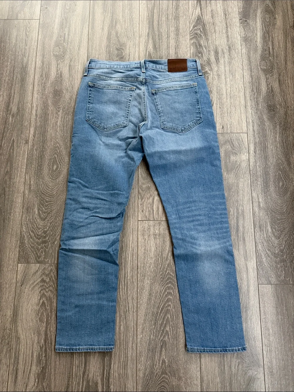 J. Crew - Light Wash Straight Leg Jeans - Size W 31 L 30